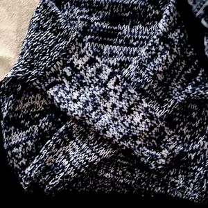 A sweater/shirt